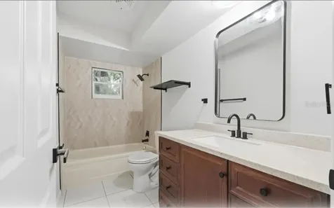 33201 Coventry Drive Leesburg FL 34788