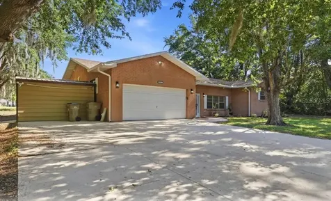 33201 Coventry Drive Leesburg FL 34788