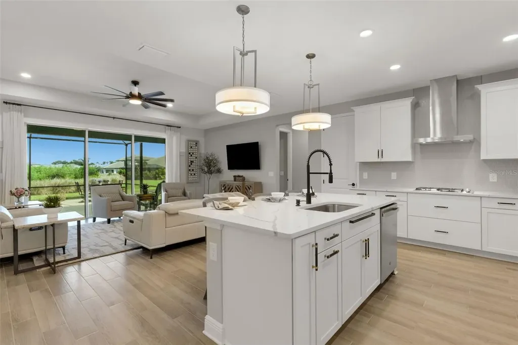 17735 Savory Mist Circle Bradenton FL 34211