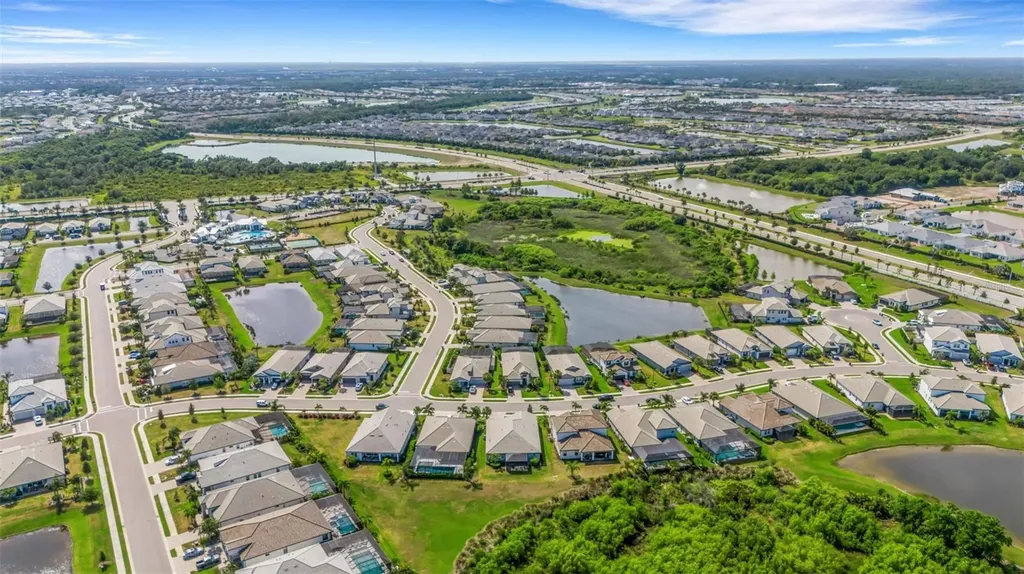17735 Savory Mist Circle Bradenton FL 34211