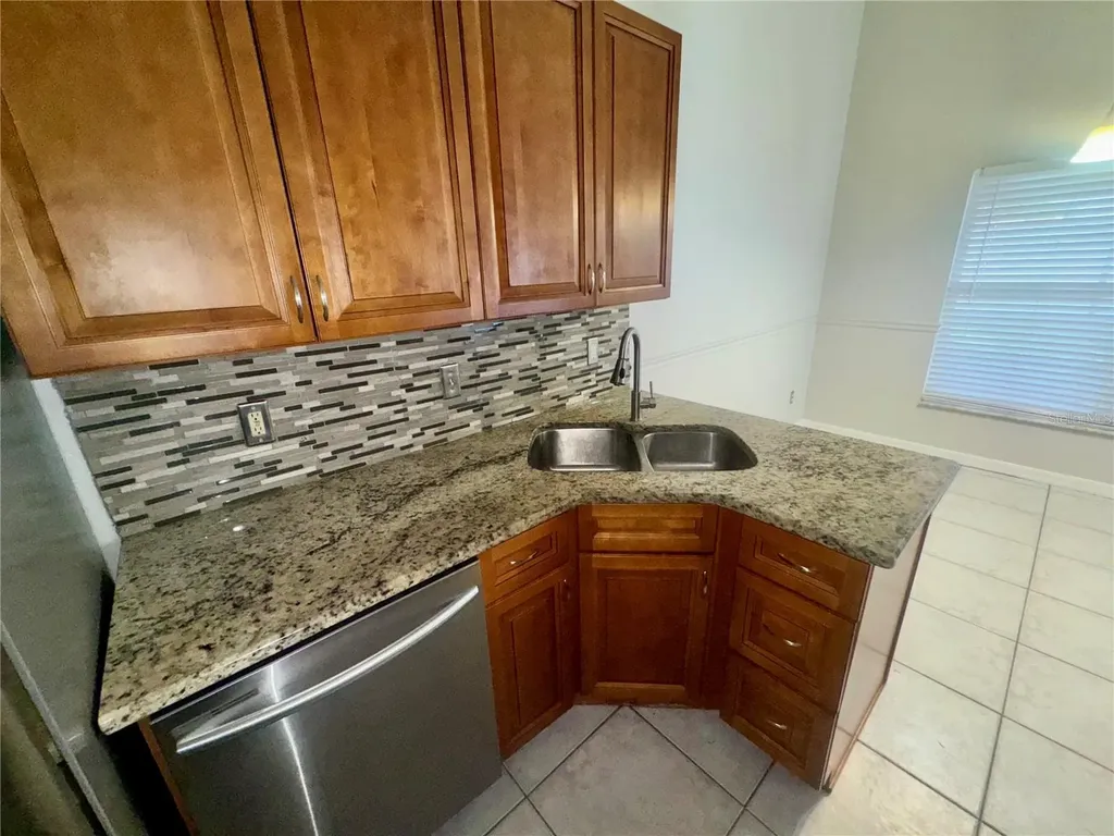 2784 Whisper Lakes Club Circle Orlando FL 32837
