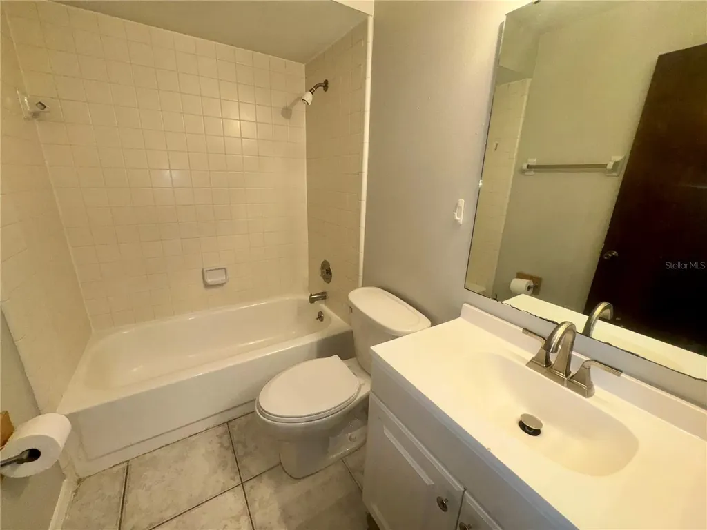 2784 Whisper Lakes Club Circle Orlando FL 32837