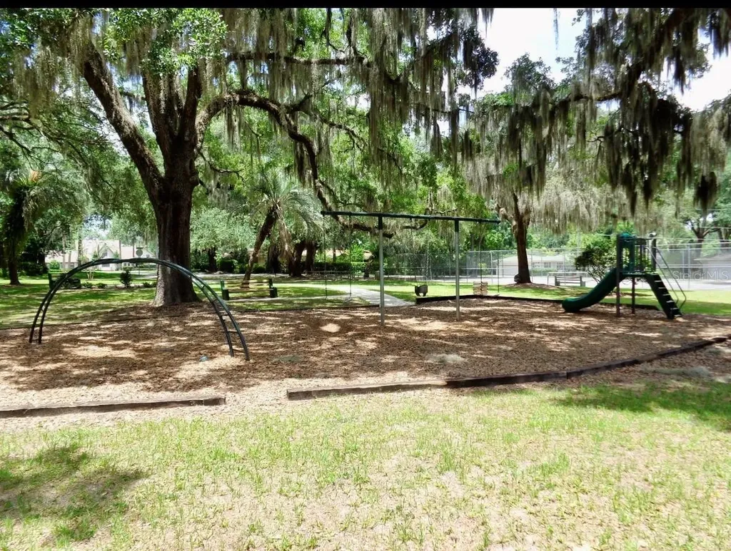 2784 Whisper Lakes Club Circle Orlando FL 32837