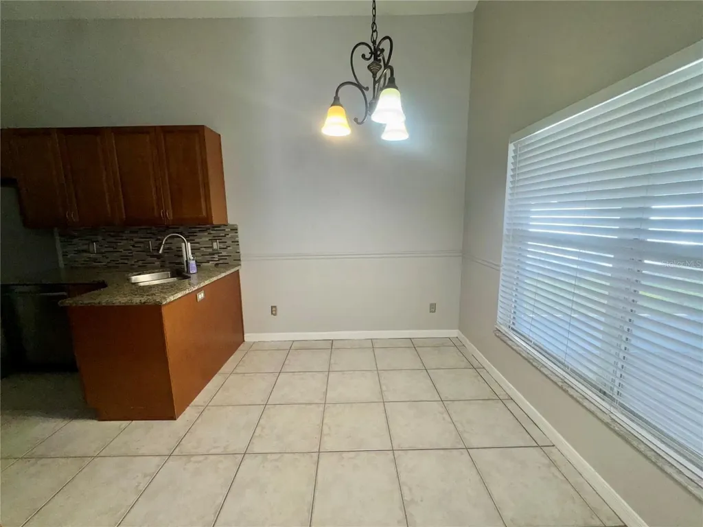 2784 Whisper Lakes Club Circle Orlando FL 32837