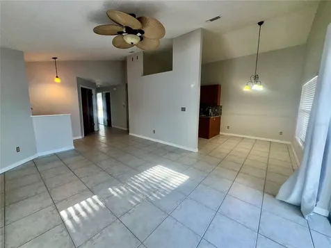 2784 Whisper Lakes Club Circle Orlando FL 32837