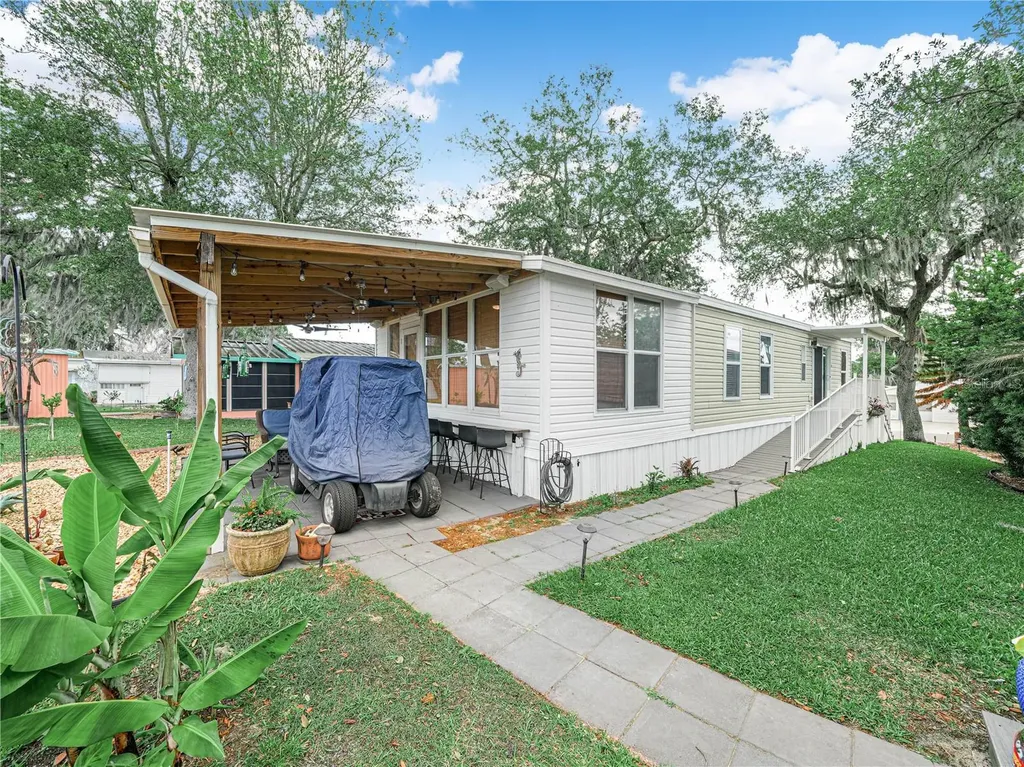 24 Silversides Street Lake Wales FL 33898
