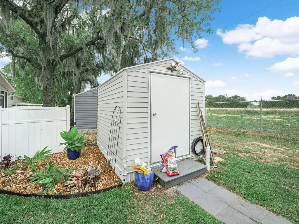 24 Silversides Street Lake Wales FL 33898