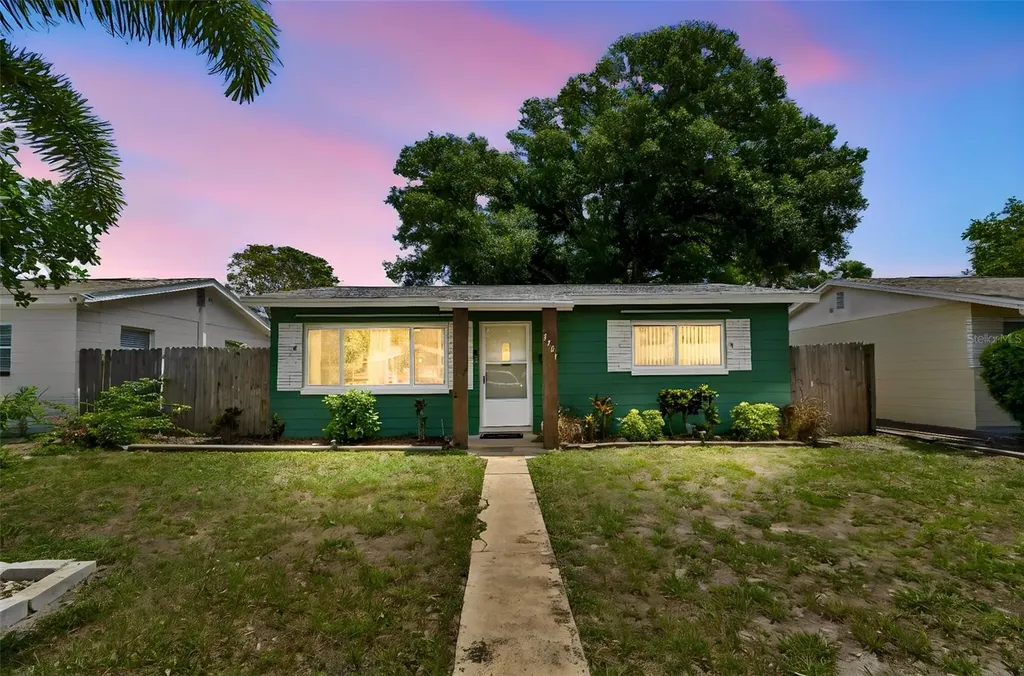 3501 38th Street N St Petersburg FL 33713
