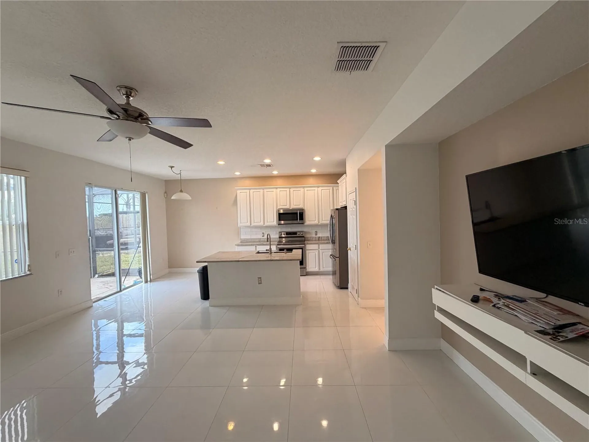 1112 Pine Ridge Drive Davenport FL 33896