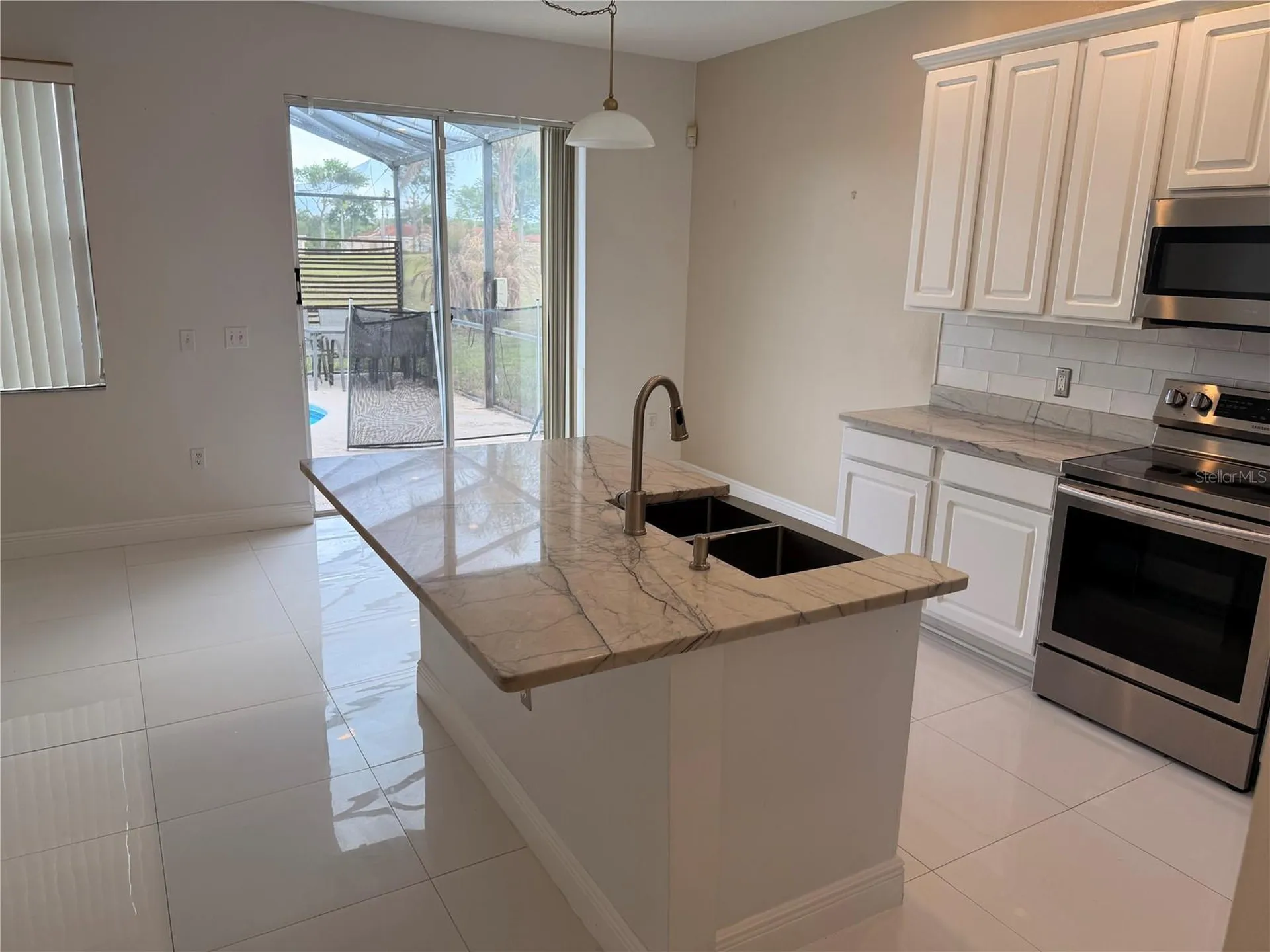 1112 Pine Ridge Drive Davenport FL 33896