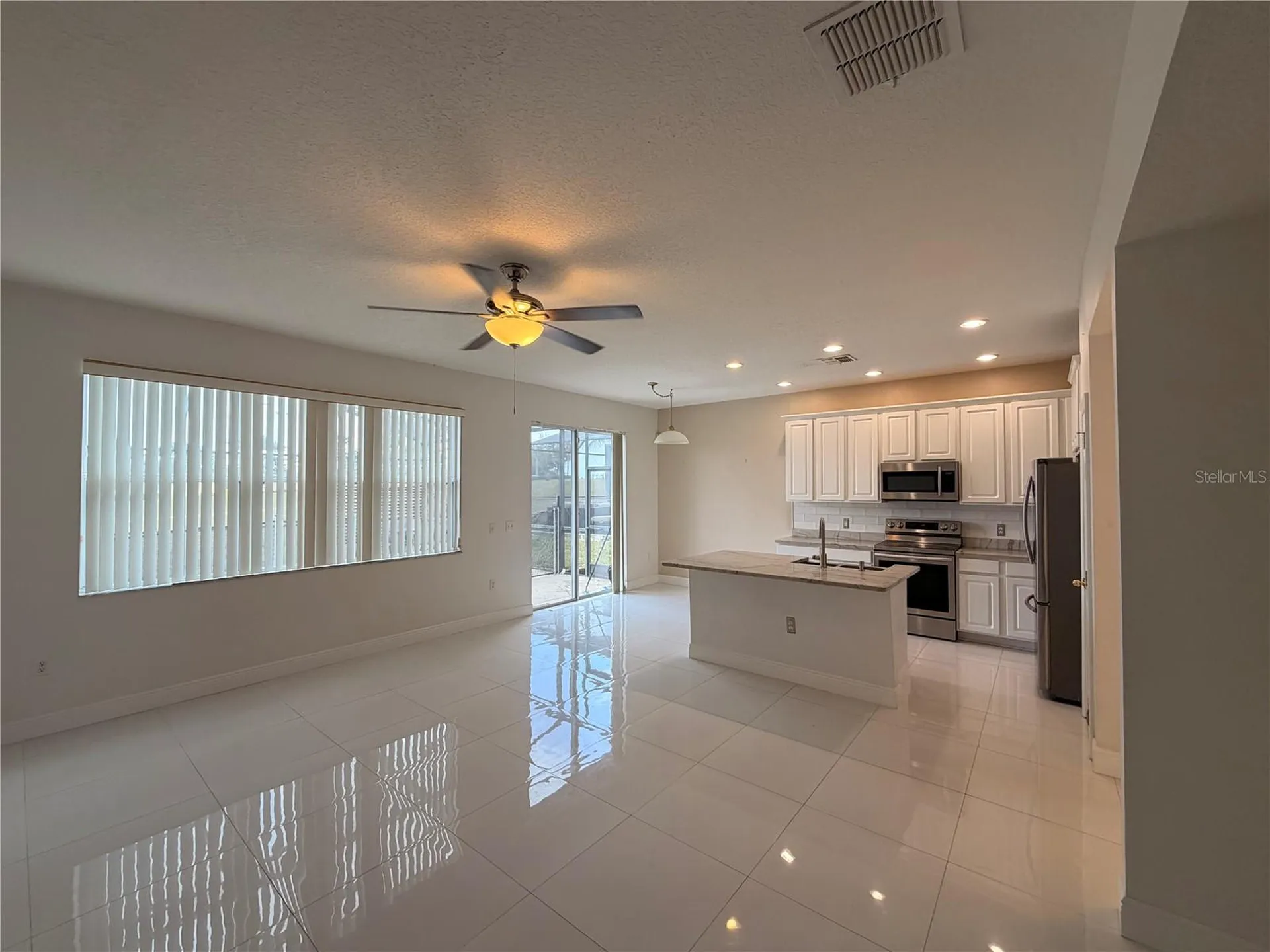 1112 Pine Ridge Drive Davenport FL 33896