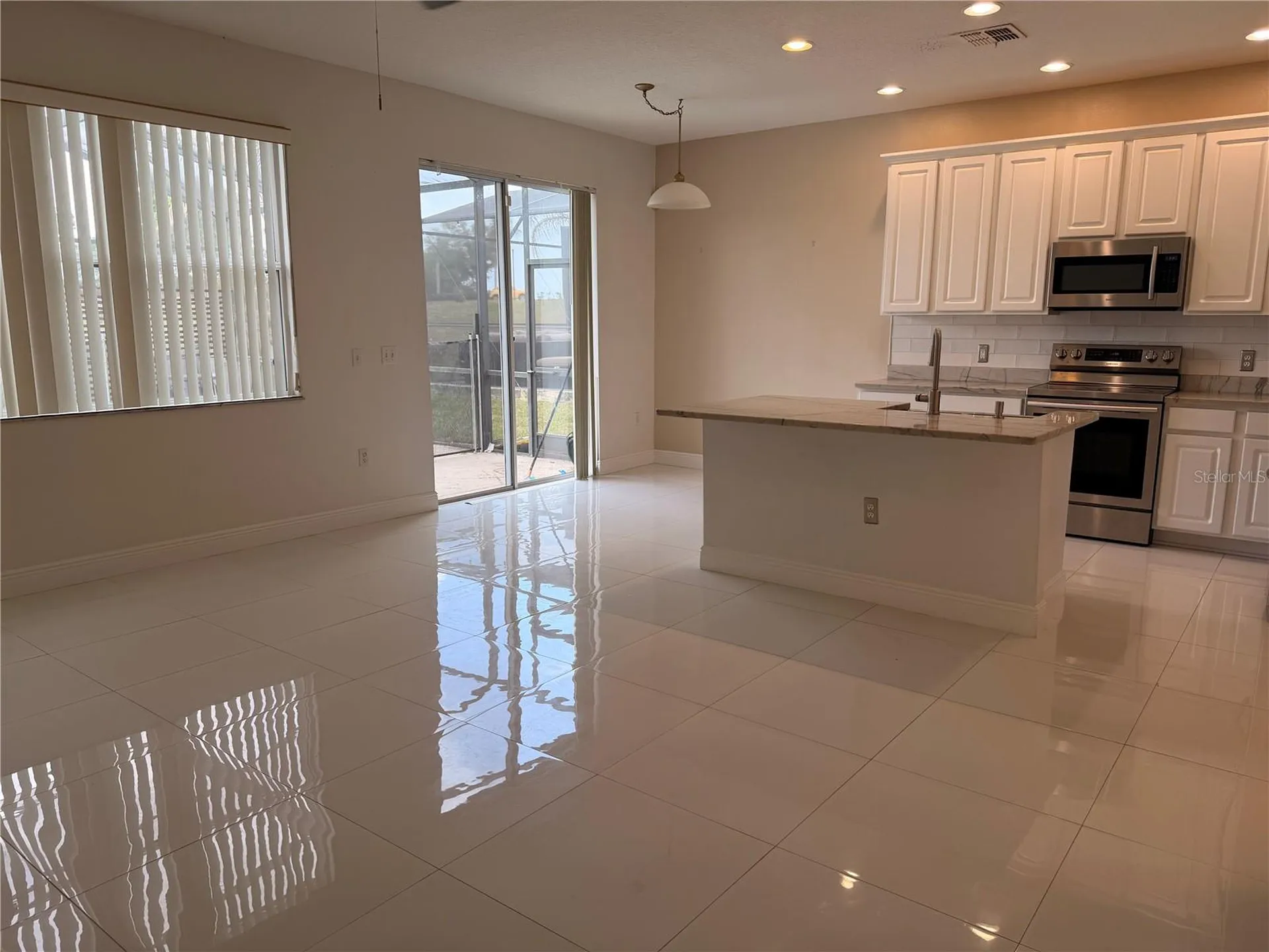 1112 Pine Ridge Drive Davenport FL 33896