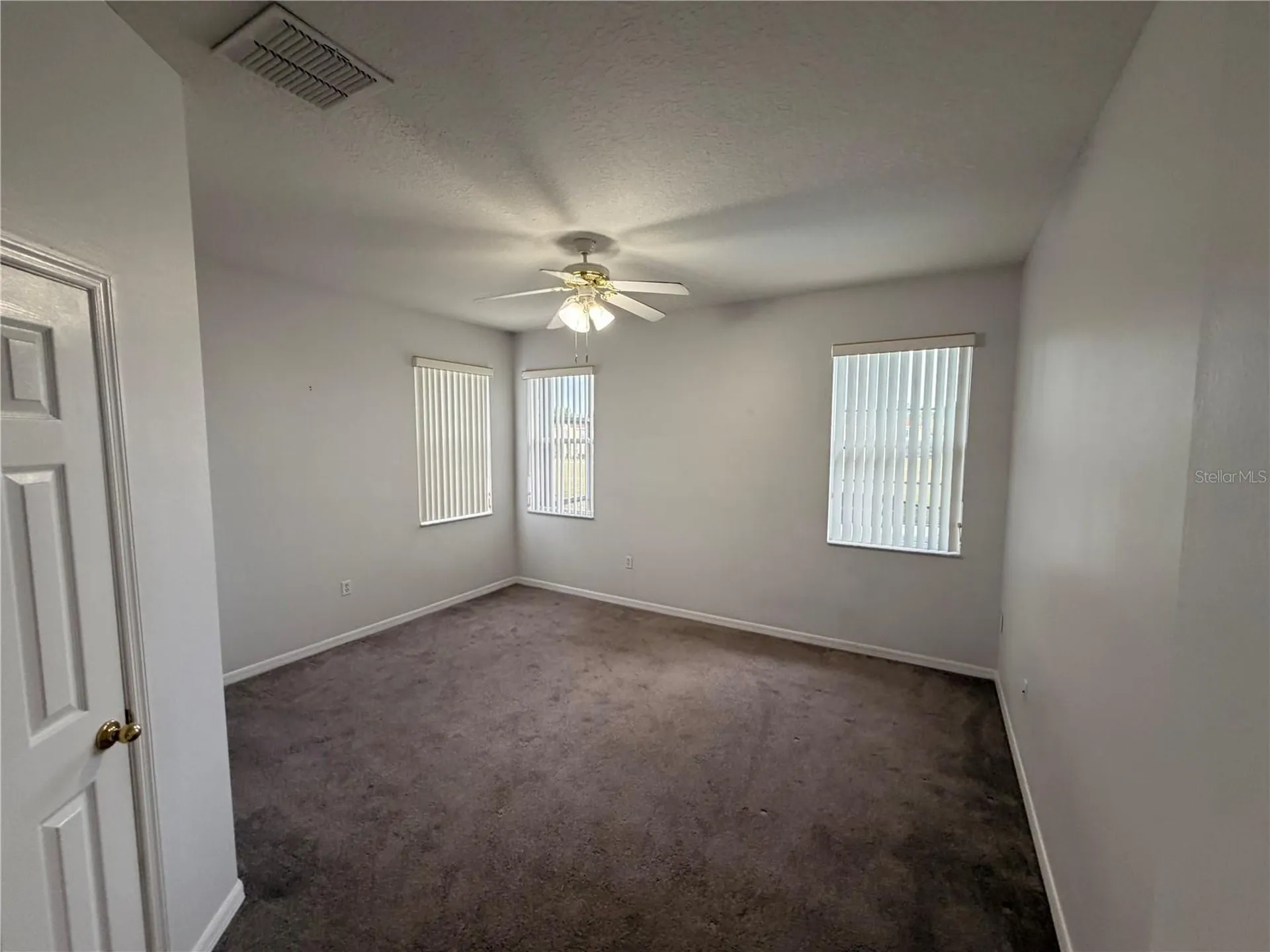 1112 Pine Ridge Drive Davenport FL 33896