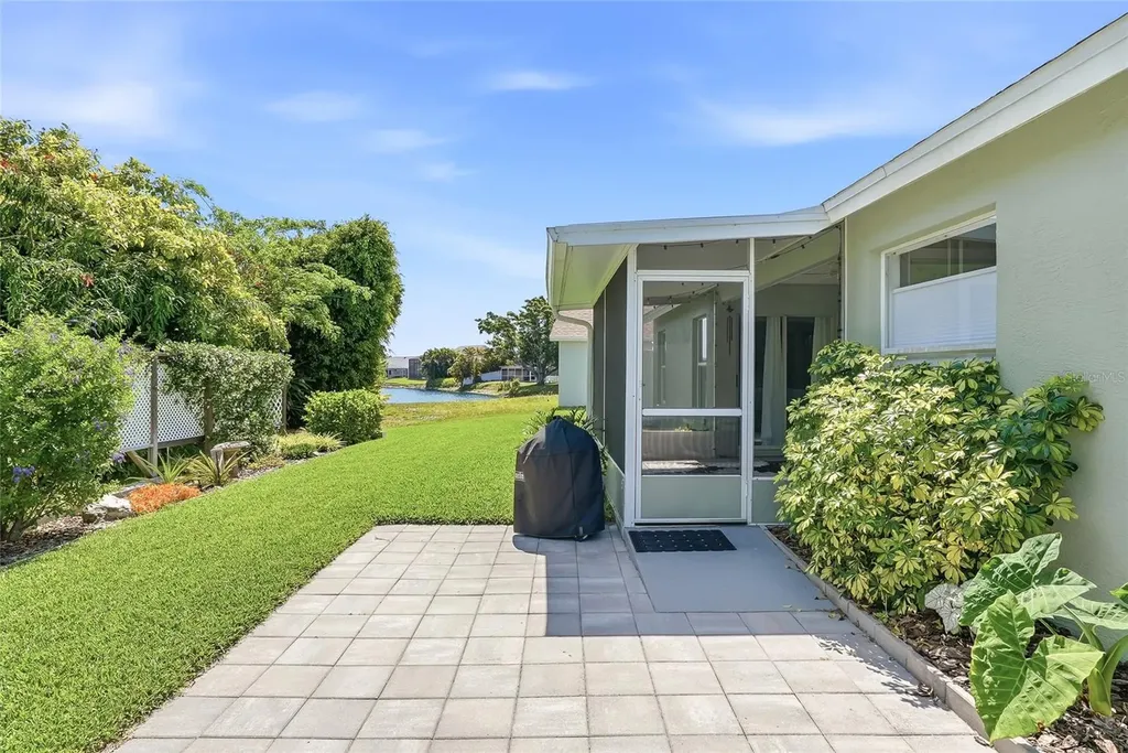4839 14th Avenue E Bradenton FL 34208