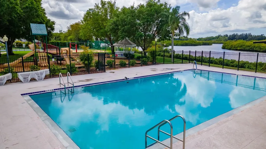 4839 14th Avenue E Bradenton FL 34208