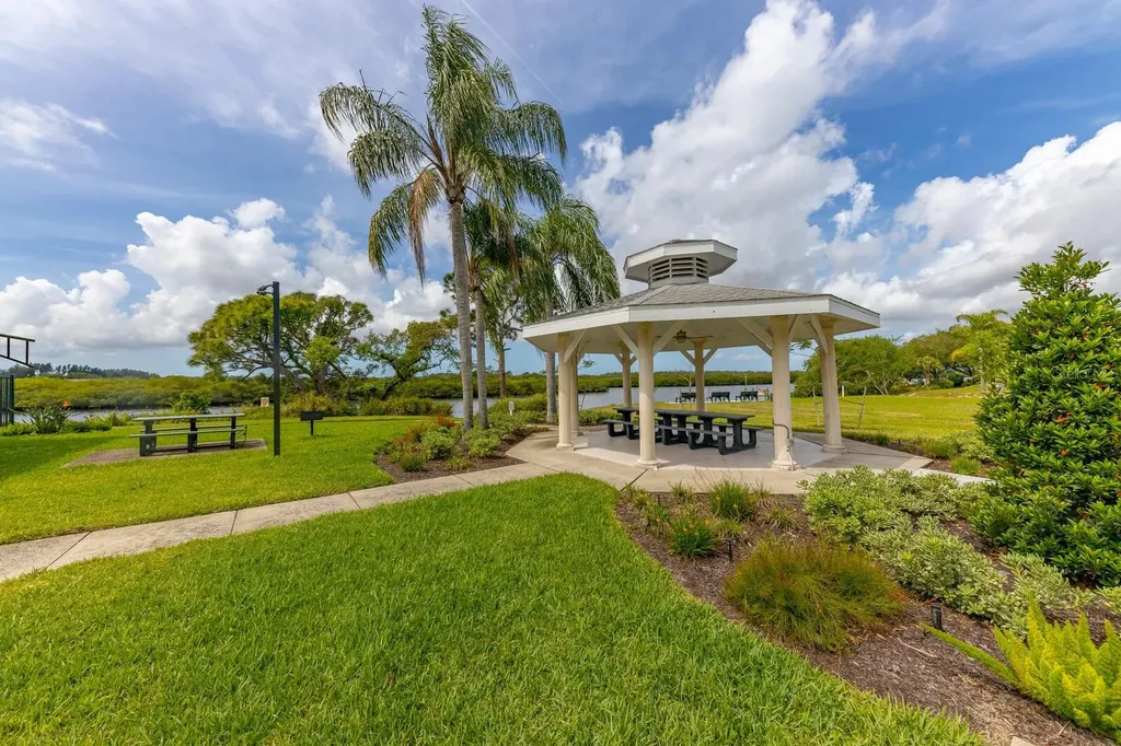4839 14th Avenue E Bradenton FL 34208