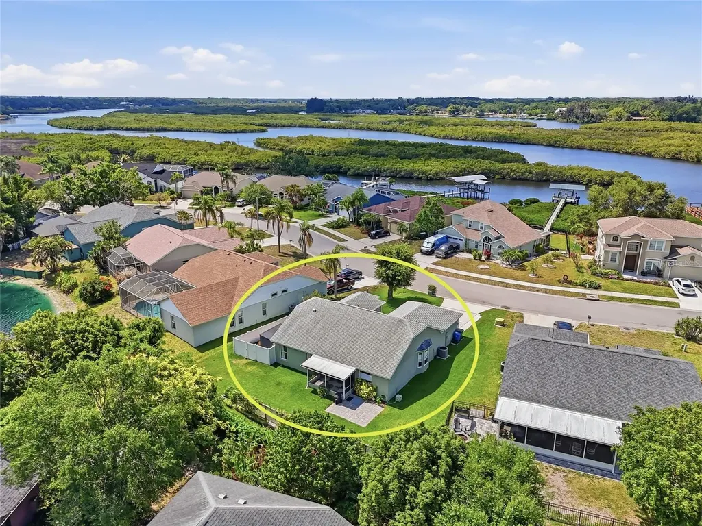 4839 14th Avenue E Bradenton FL 34208