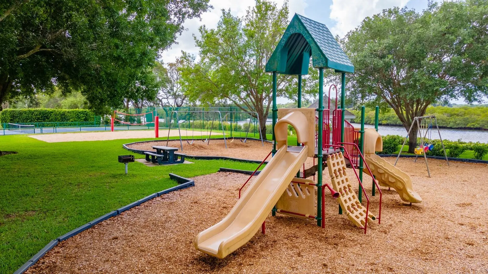 4839 14th Avenue E Bradenton FL 34208
