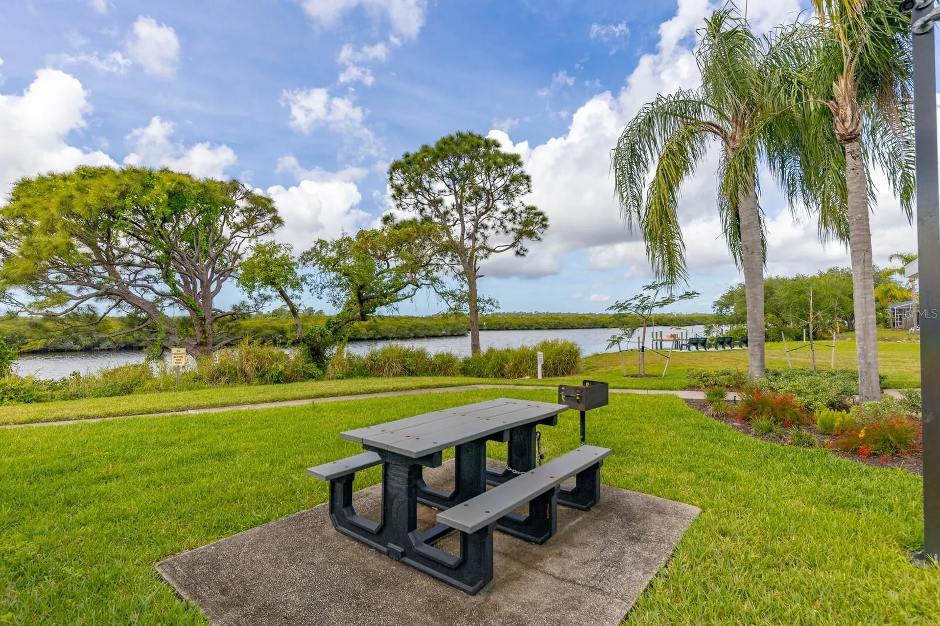 4839 14th Avenue E Bradenton FL 34208