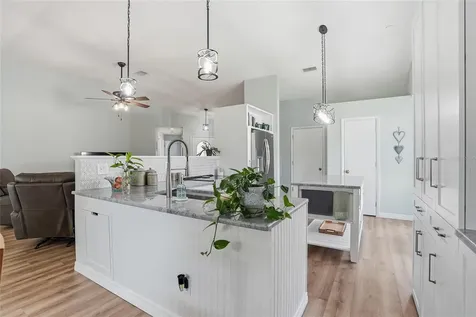 4839 14th Avenue E Bradenton FL 34208