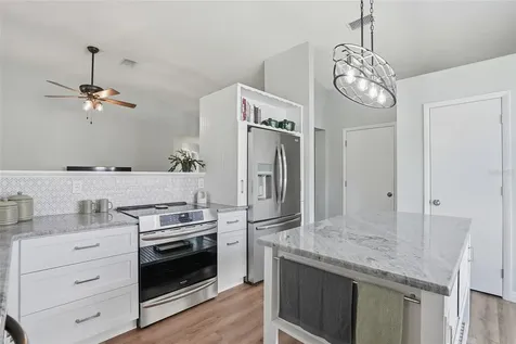 4839 14th Avenue E Bradenton FL 34208