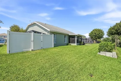 4839 14th Avenue E Bradenton FL 34208