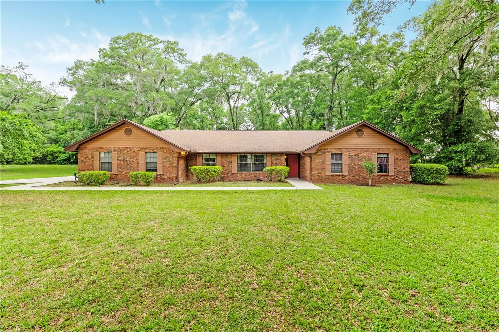 1305 Greenland Trace Deland FL 32720
