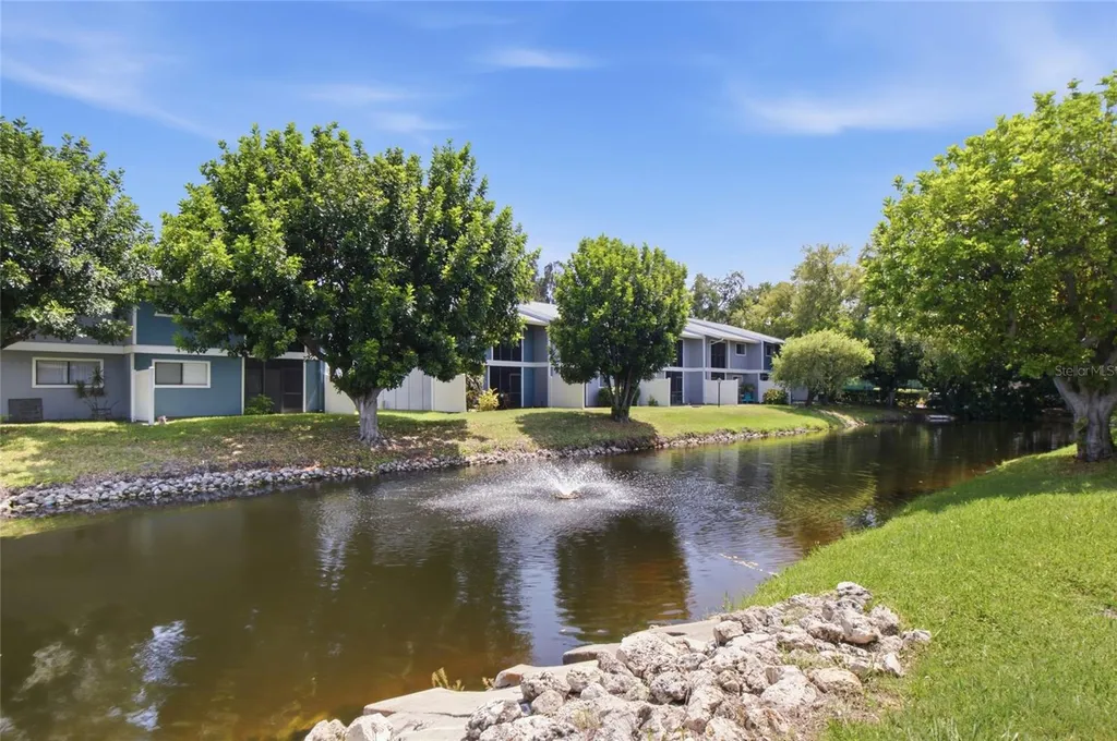 6033 34th Street W Bradenton FL 34210