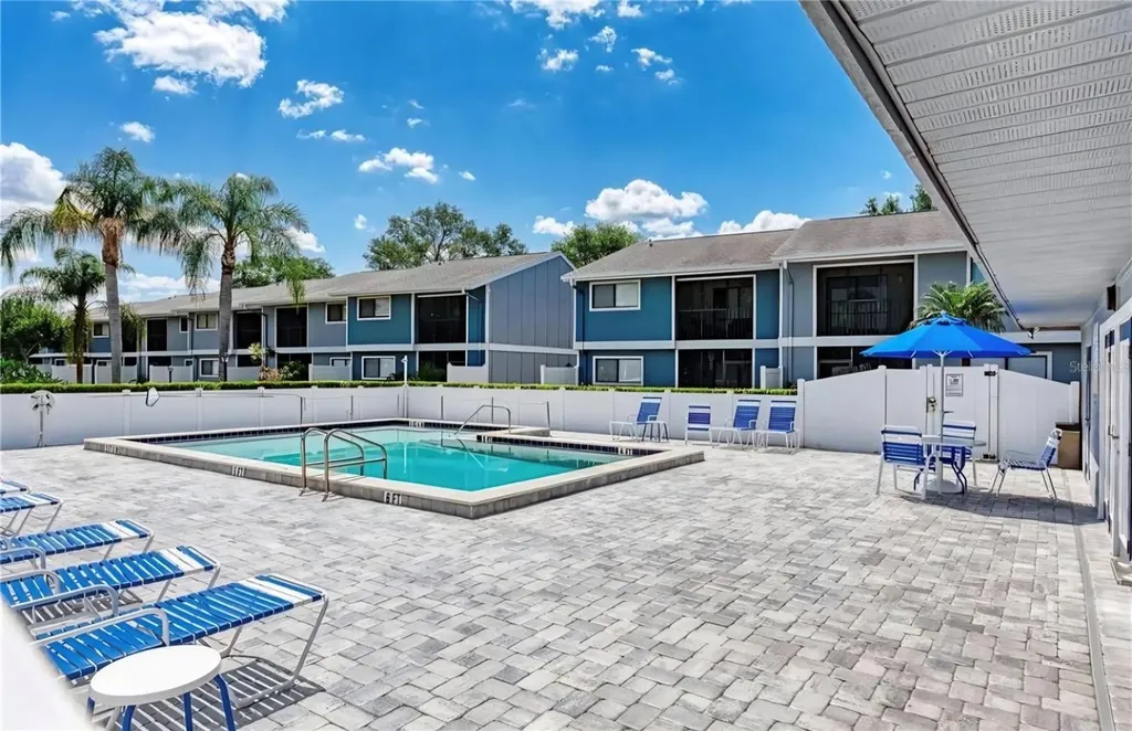6033 34th Street W Bradenton FL 34210