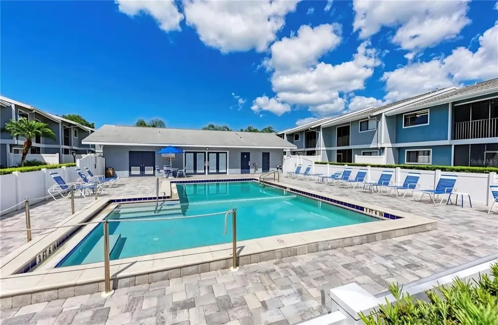 6033 34th Street W Bradenton FL 34210