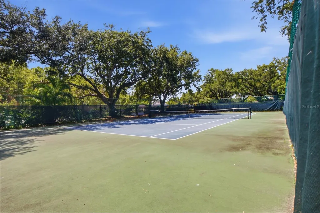 6033 34th Street W Bradenton FL 34210