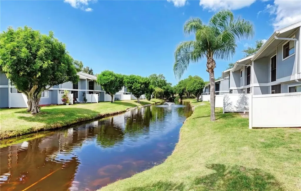 6033 34th Street W Bradenton FL 34210