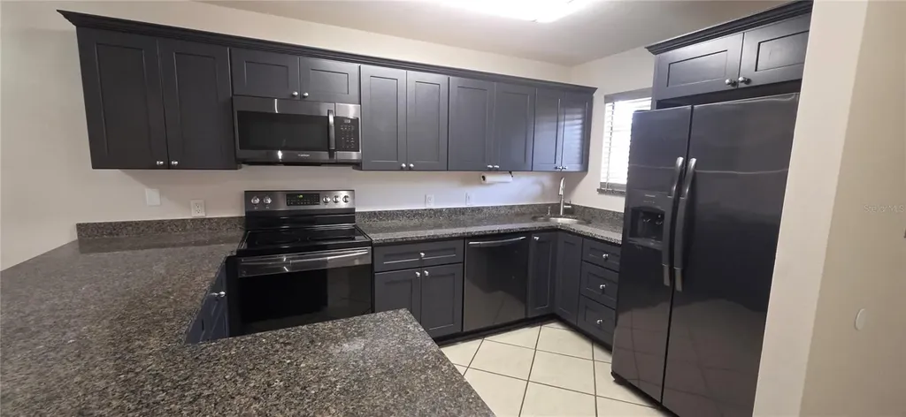 6033 34th Street W Bradenton FL 34210