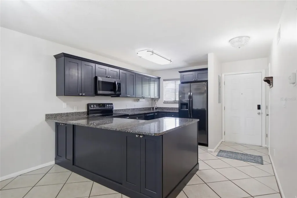 6033 34th Street W Bradenton FL 34210