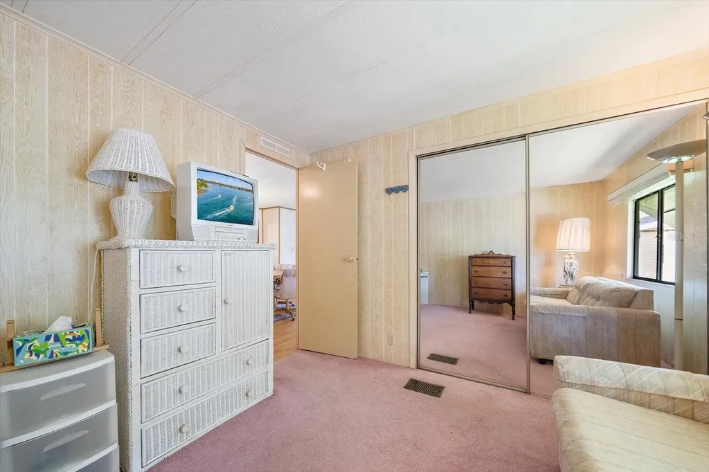 132 Lakeview Drive Palmetto FL 34221