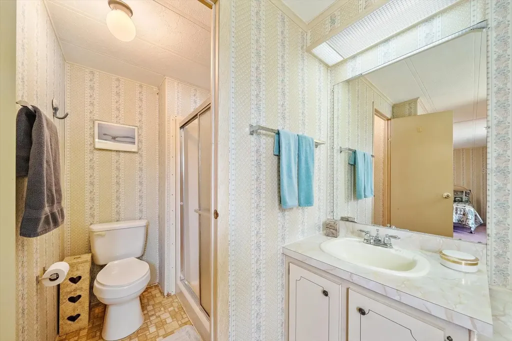 132 Lakeview Drive Palmetto FL 34221