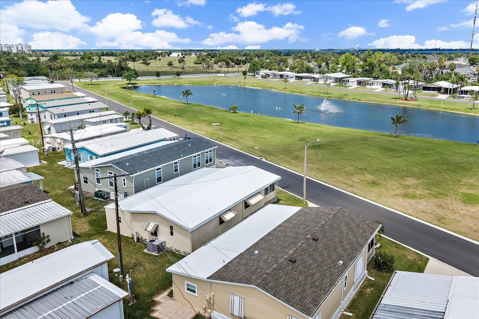 132 Lakeview Drive Palmetto FL 34221