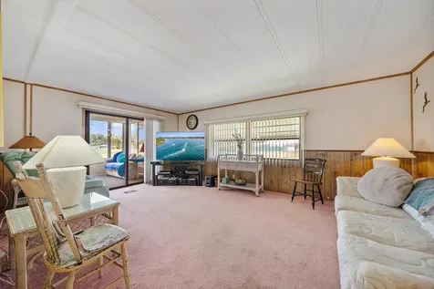 132 Lakeview Drive Palmetto FL 34221