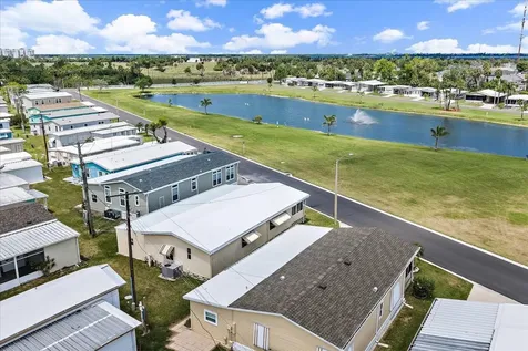 132 Lakeview Drive Palmetto FL 34221