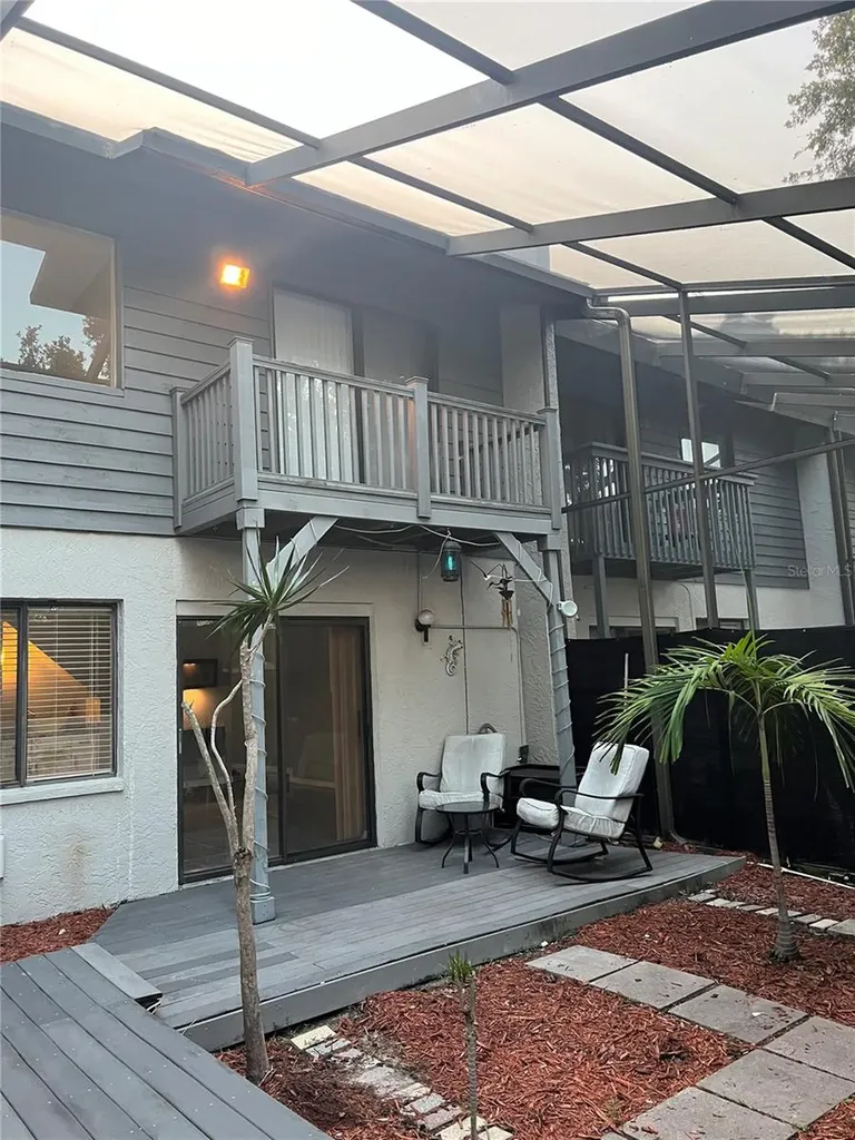 5909 Idle Forest Place Tampa FL 33614