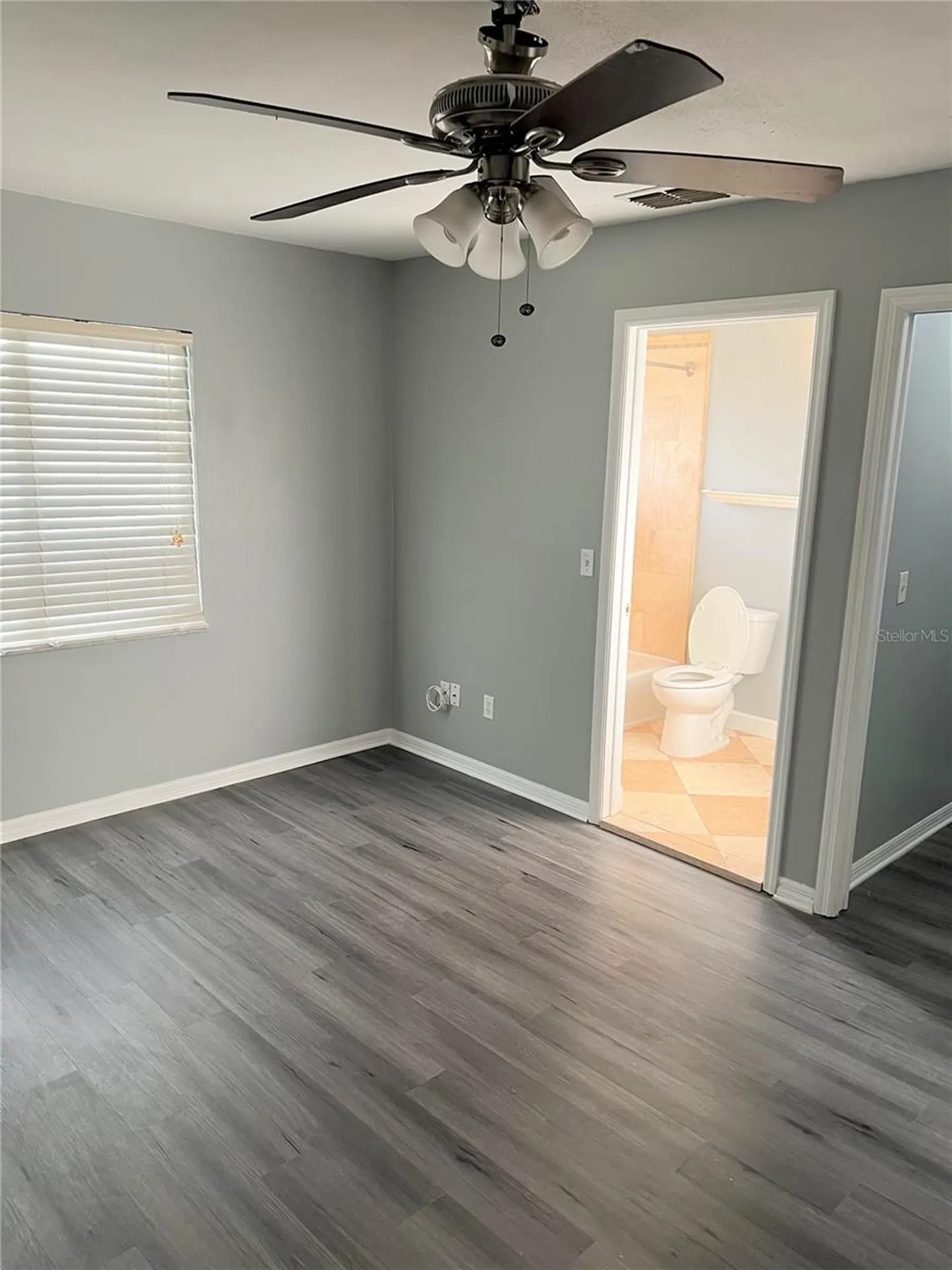 5909 Idle Forest Place Tampa FL 33614