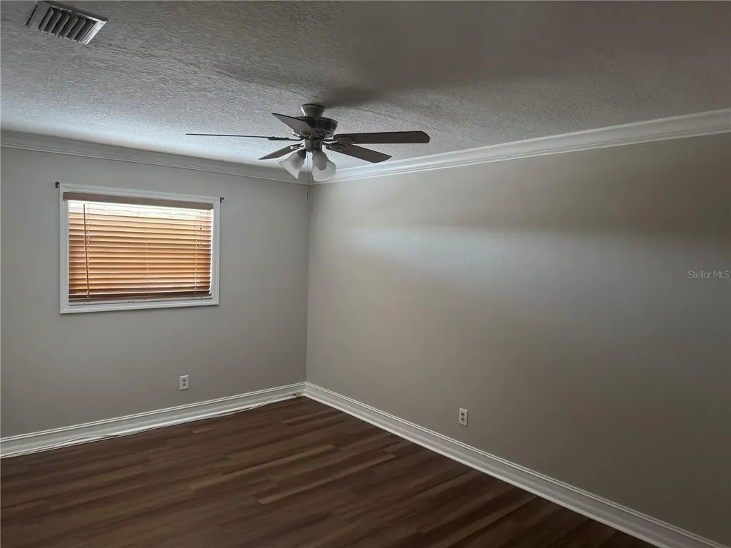 8601 Rue Chateau Drive Largo FL 33777