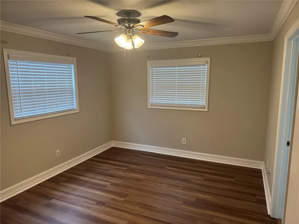 8601 Rue Chateau Drive Largo FL 33777