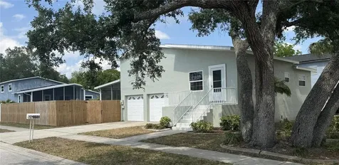 8601 Rue Chateau Drive Largo FL 33777