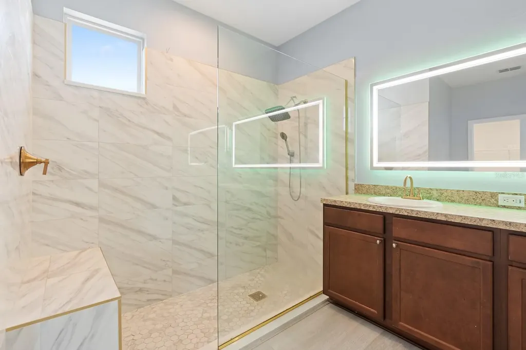 11536 Tangle Stone Drive Gibsonton FL 33534