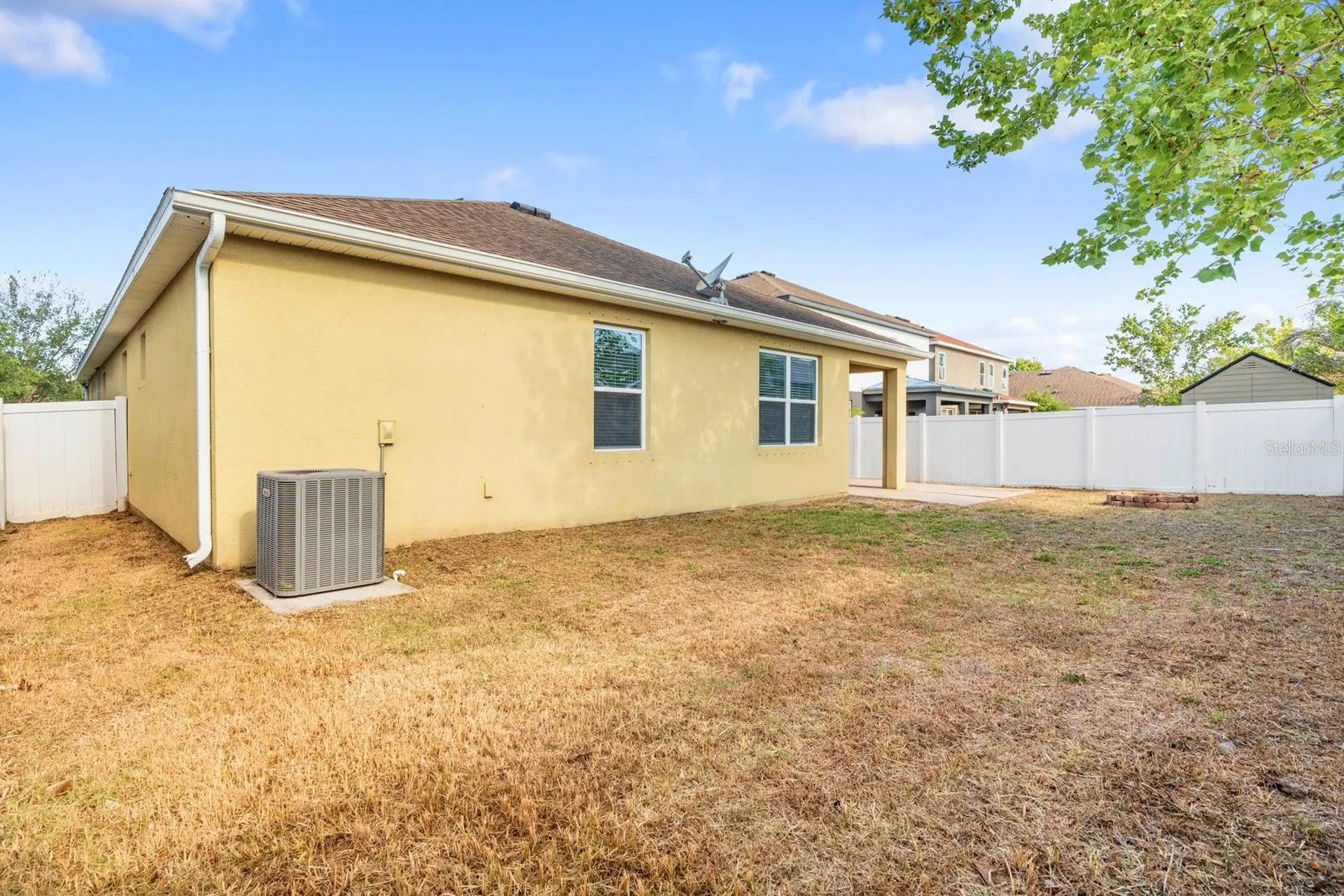 11536 Tangle Stone Drive Gibsonton FL 33534