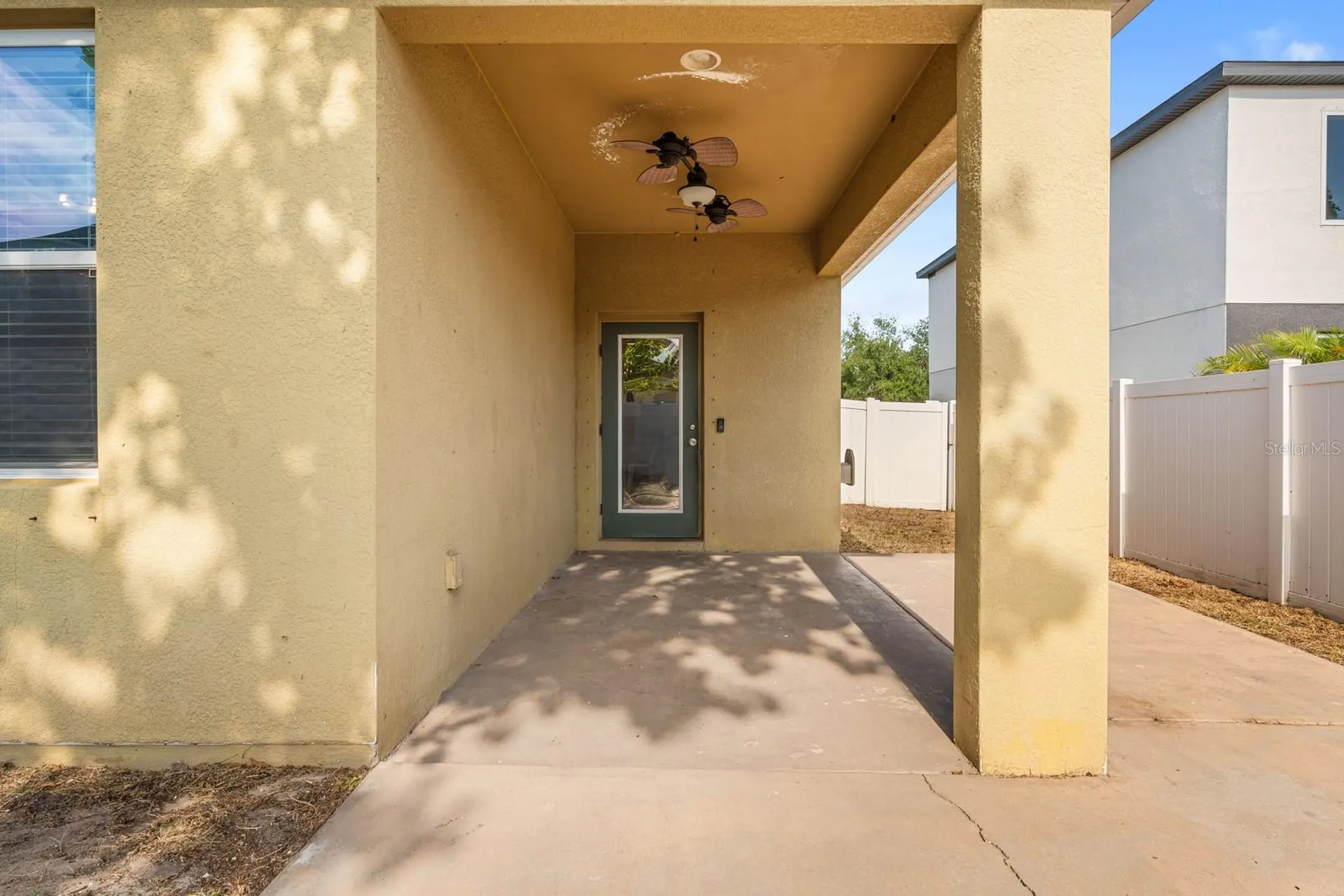 11536 Tangle Stone Drive Gibsonton FL 33534