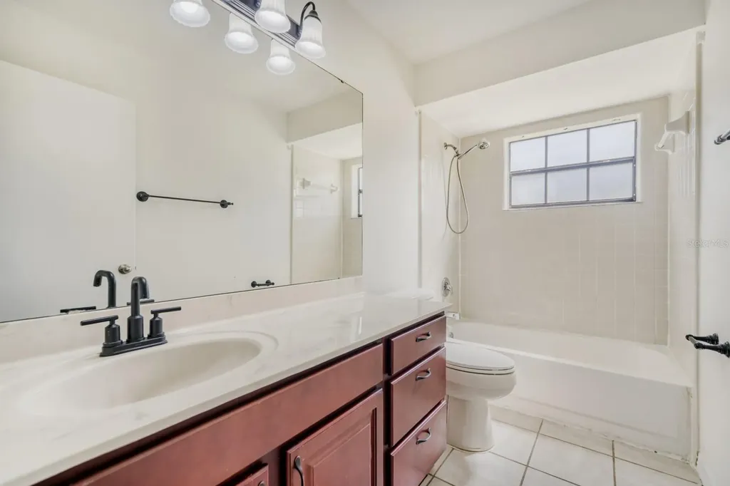 2627 Talon Court Orlando FL 32837