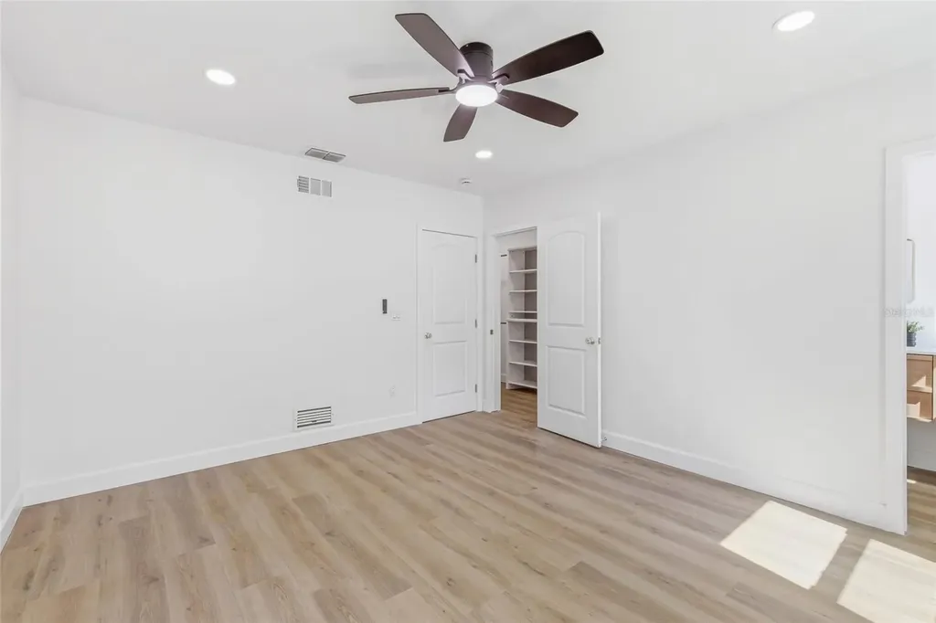 111 Orangeview Avenue Clearwater FL 33755