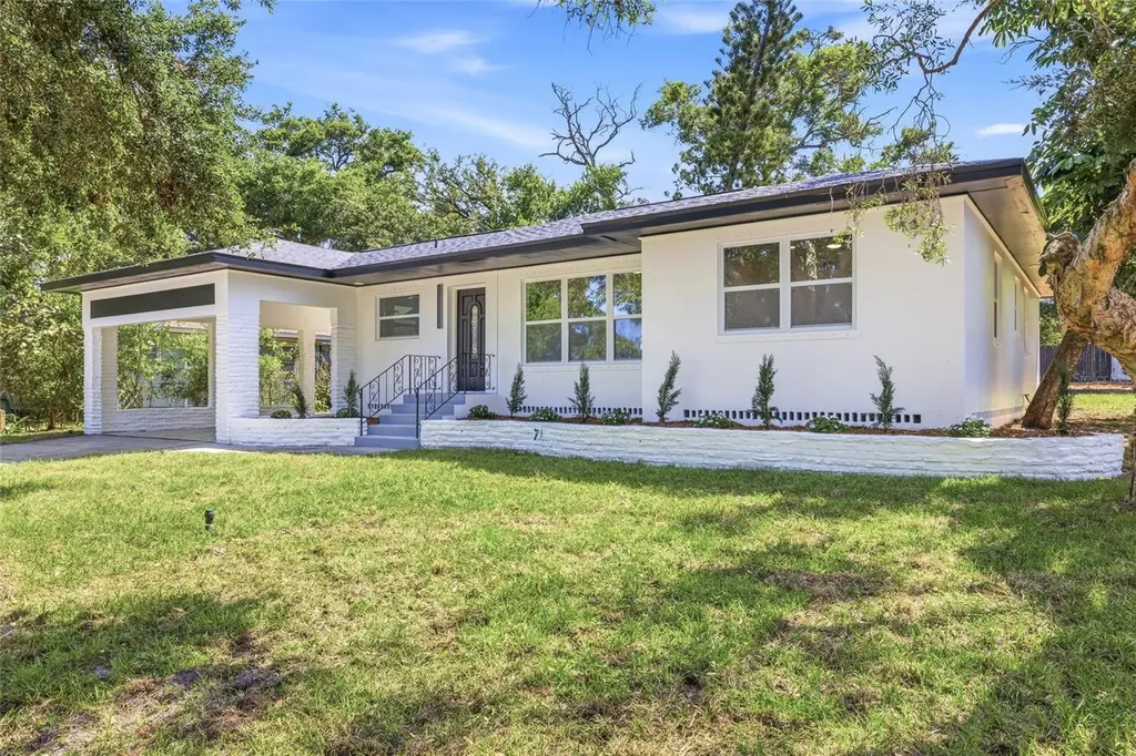 111 Orangeview Avenue Clearwater FL 33755